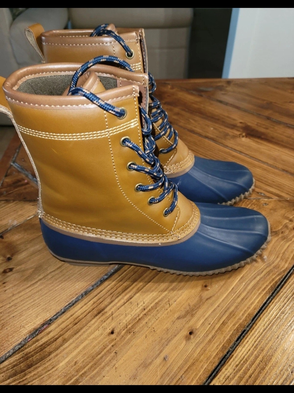 Lands' End Navy and Hazelnut Women's Insulated Duck Boots - Picture 3 of 4